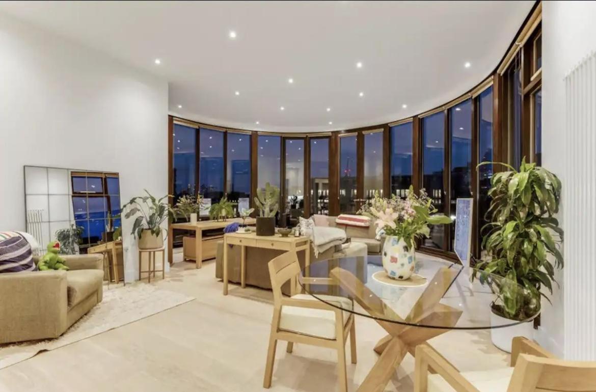 Somers Complex * Londra